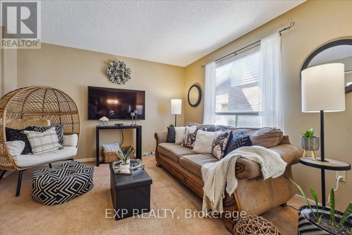 7 ROSSET VALLEY COURT