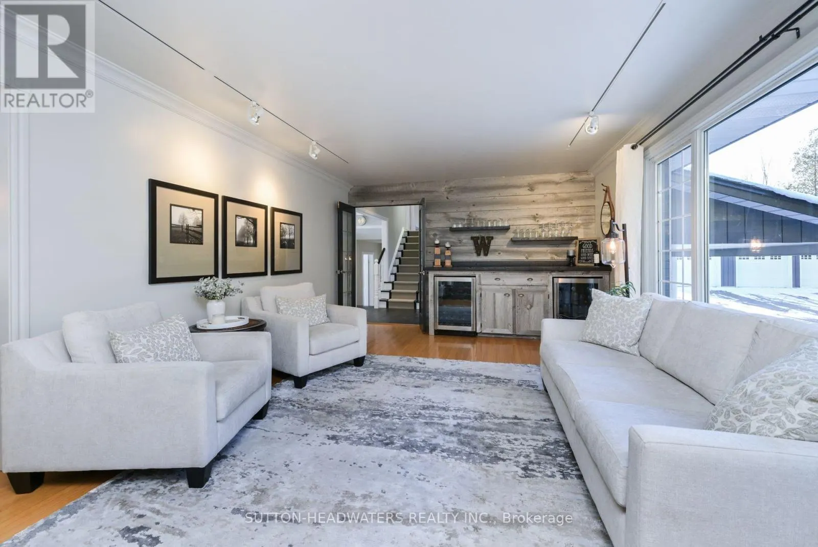 563 RIVER ROAD