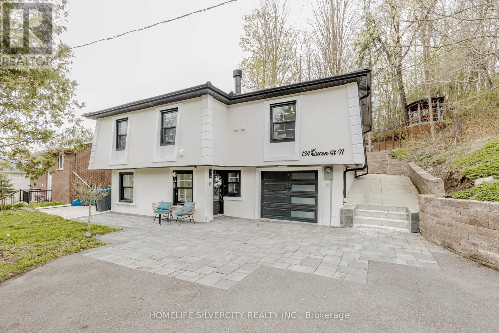 134 QUEEN STREET