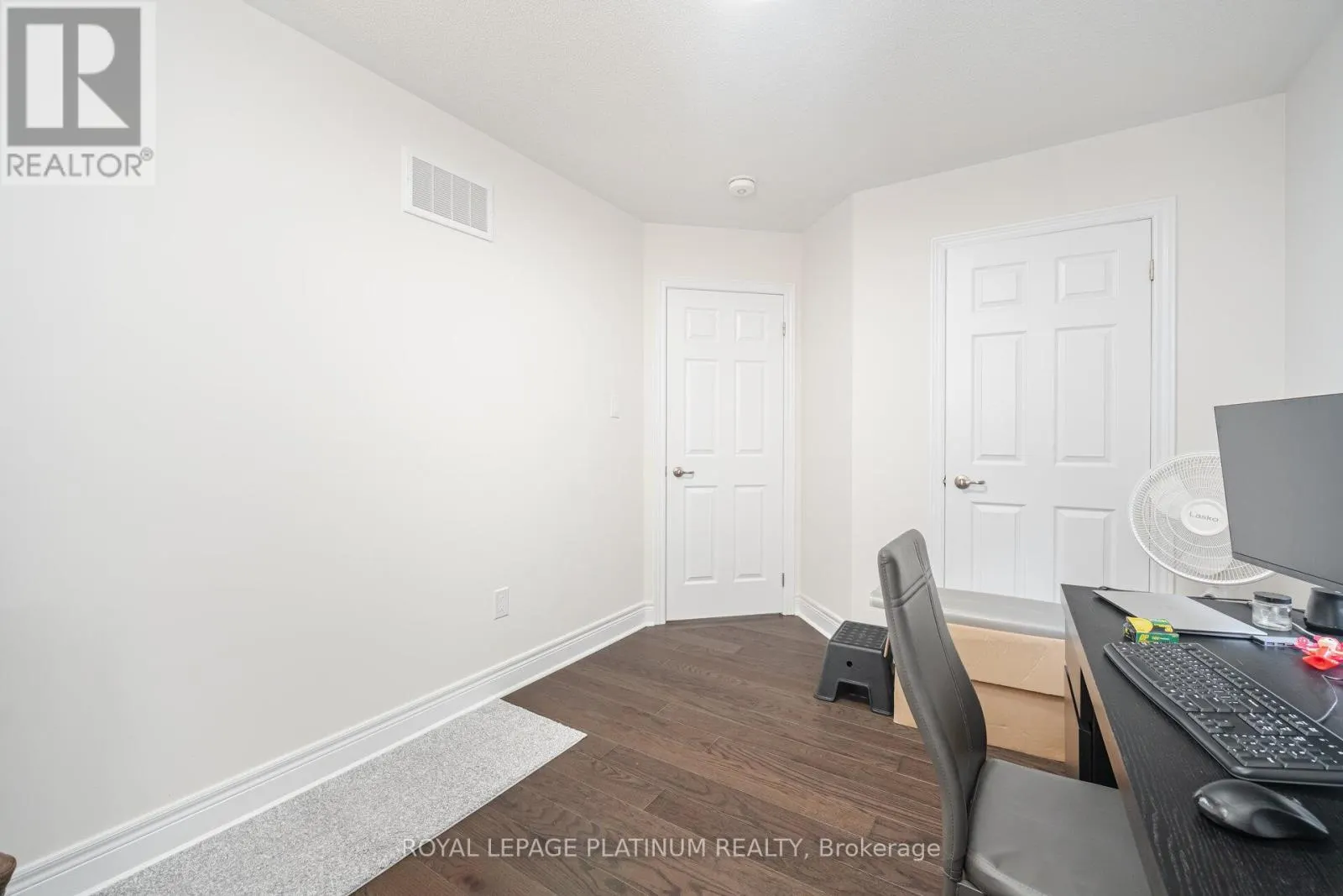 29 OVERSTONE ROAD