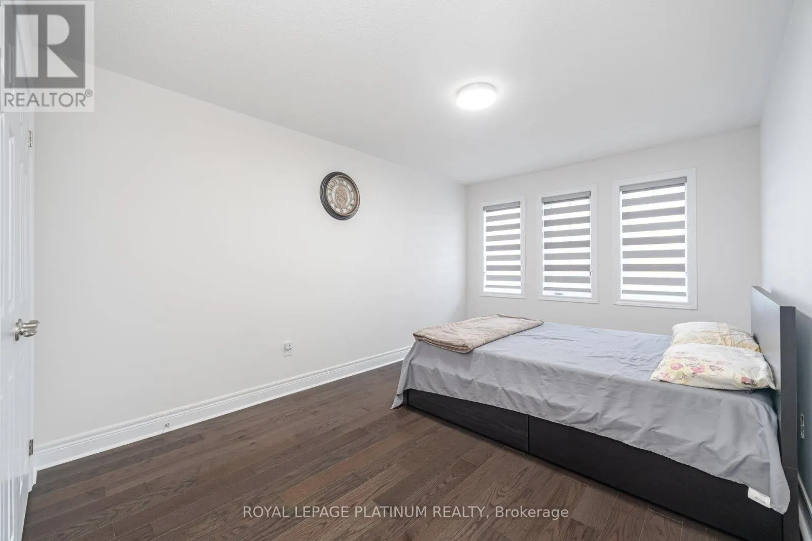 29 OVERSTONE ROAD