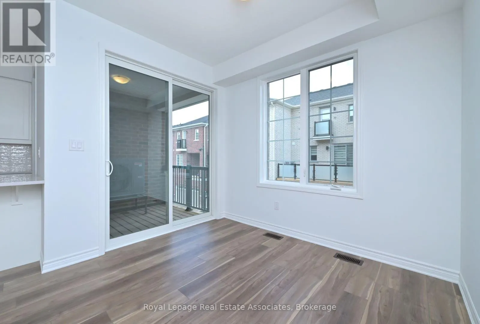 19 CULLINGTREE PLACE
