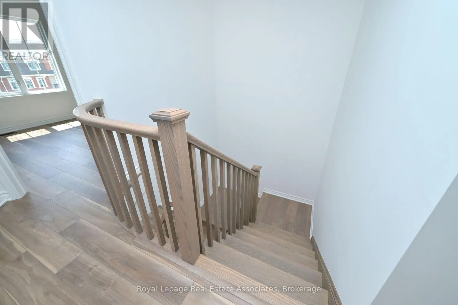 19 CULLINGTREE PLACE
