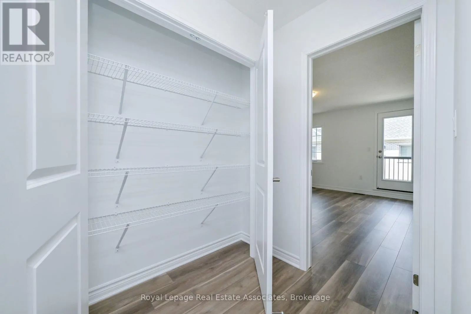 19 CULLINGTREE PLACE