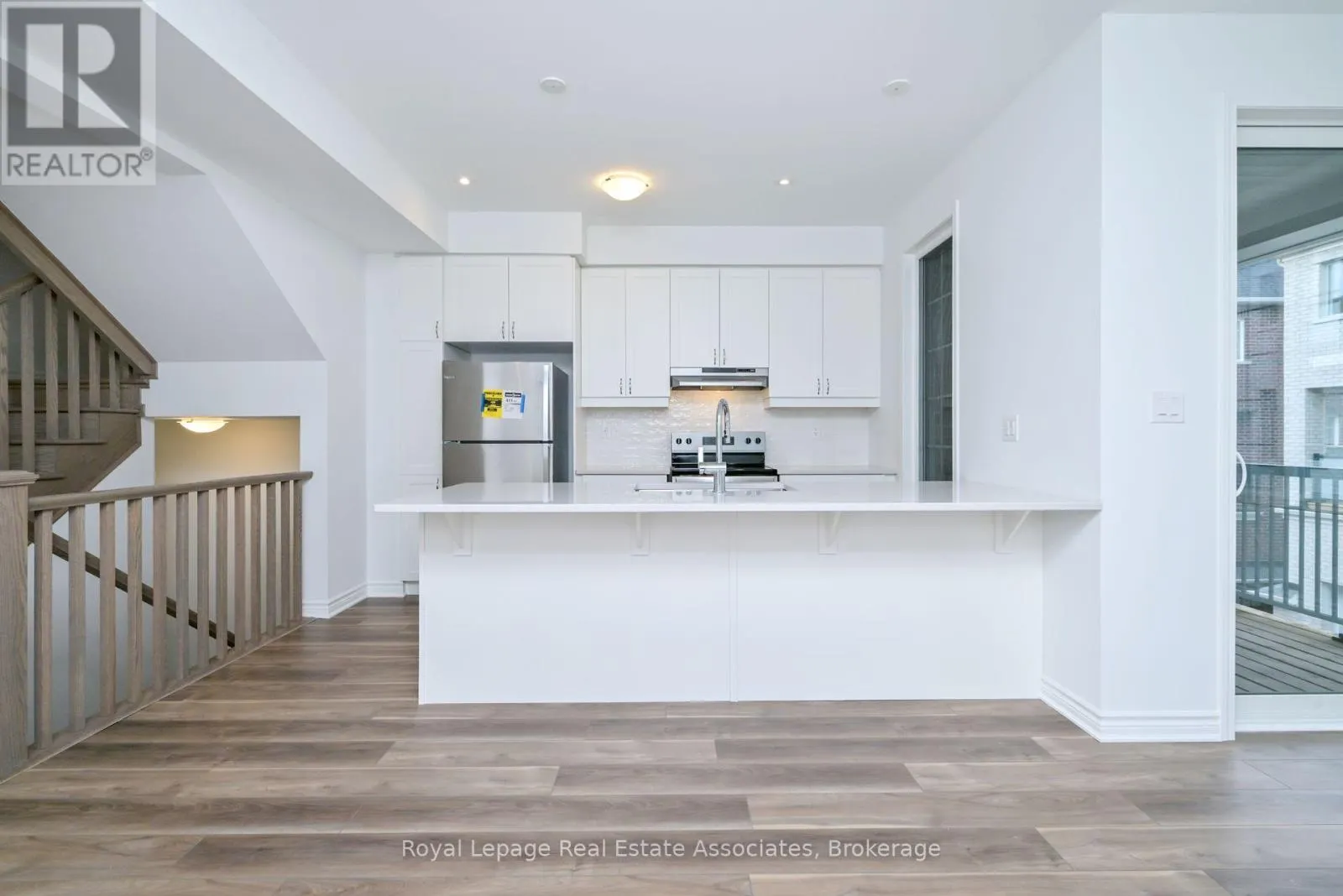 19 CULLINGTREE PLACE