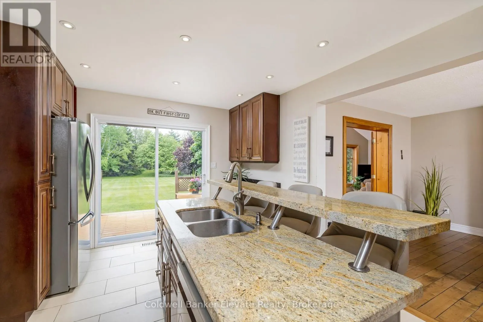 4 SOUTHWINDS DRIVE