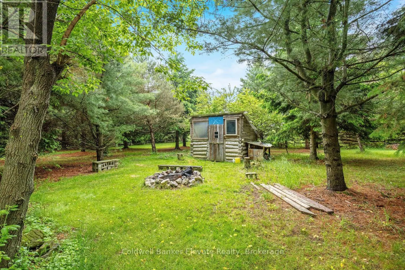 4 SOUTHWINDS DRIVE