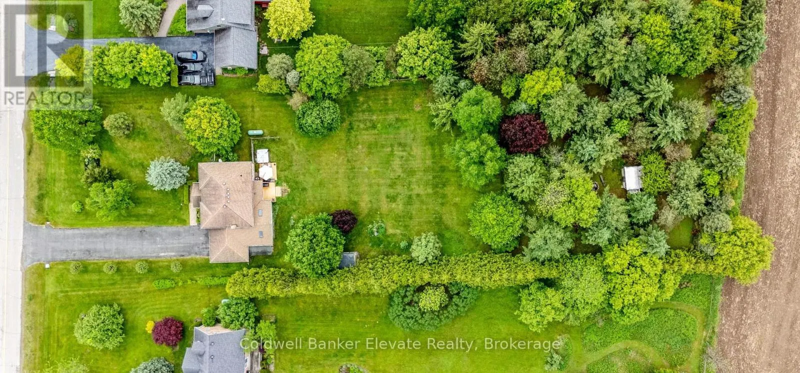 4 SOUTHWINDS DRIVE