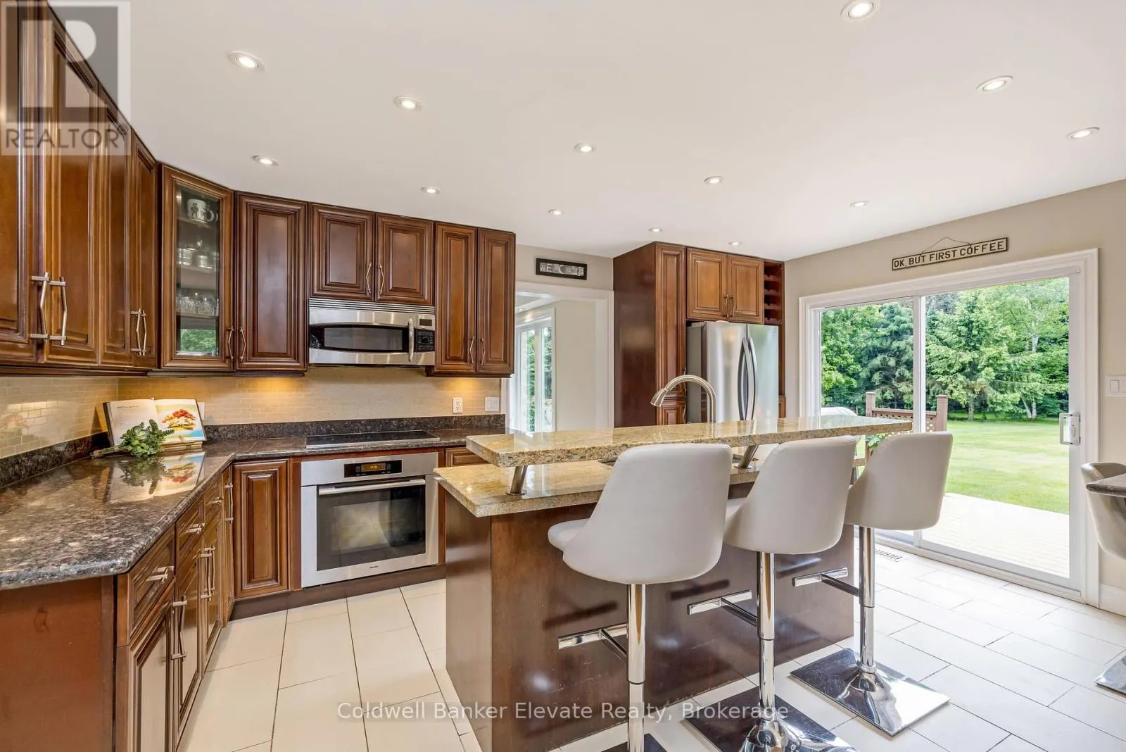 4 SOUTHWINDS DRIVE