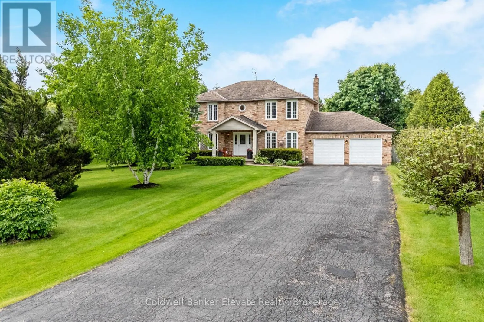 4 SOUTHWINDS DRIVE