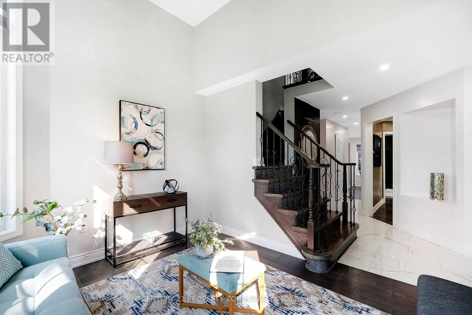 185 BRISDALE DRIVE