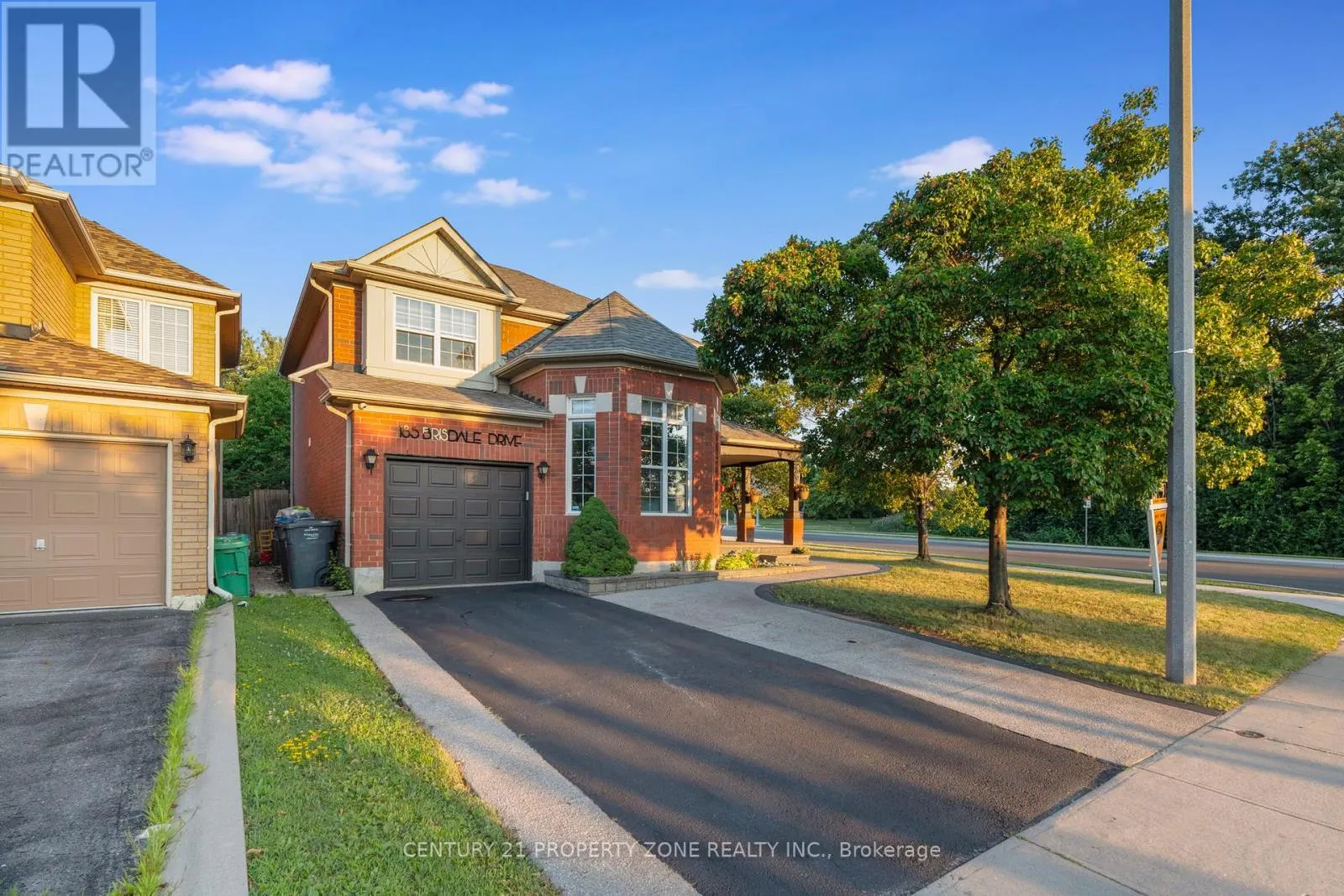 185 BRISDALE DRIVE