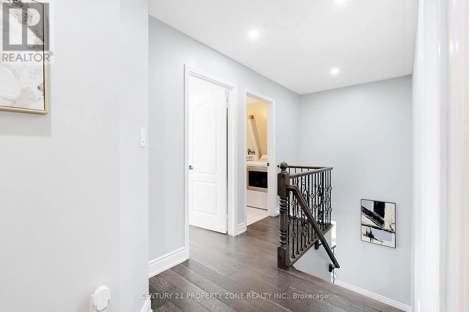 185 BRISDALE DRIVE
