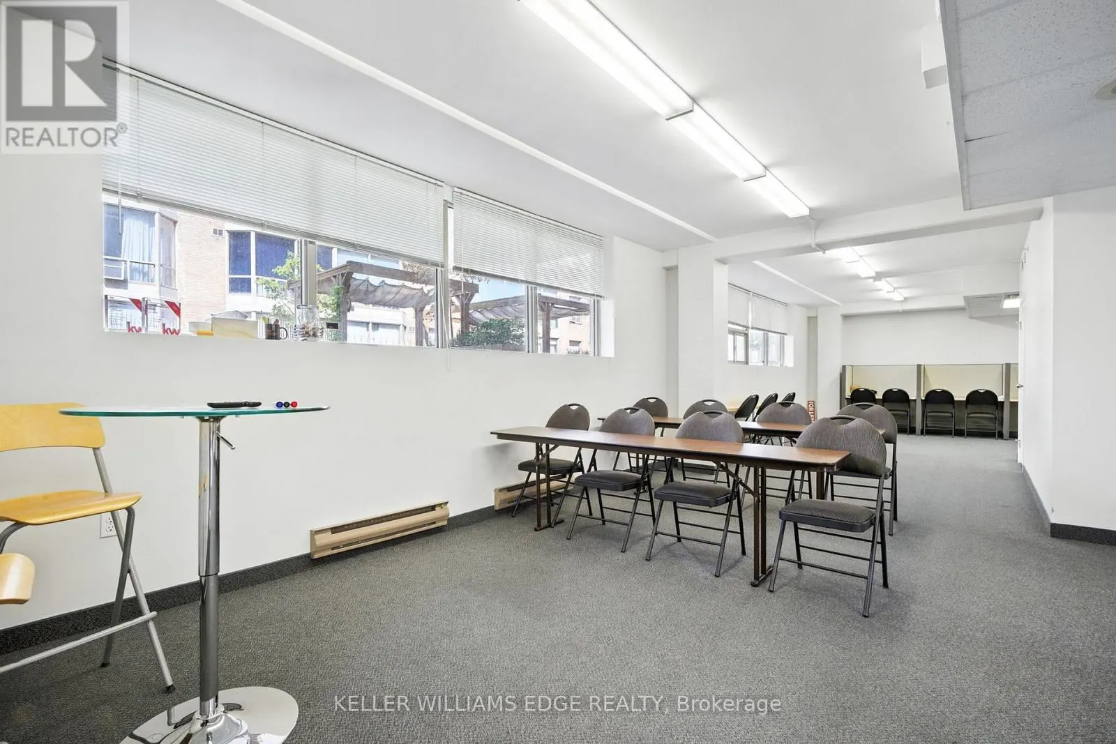 201 - 2100 BLOOR STREET W