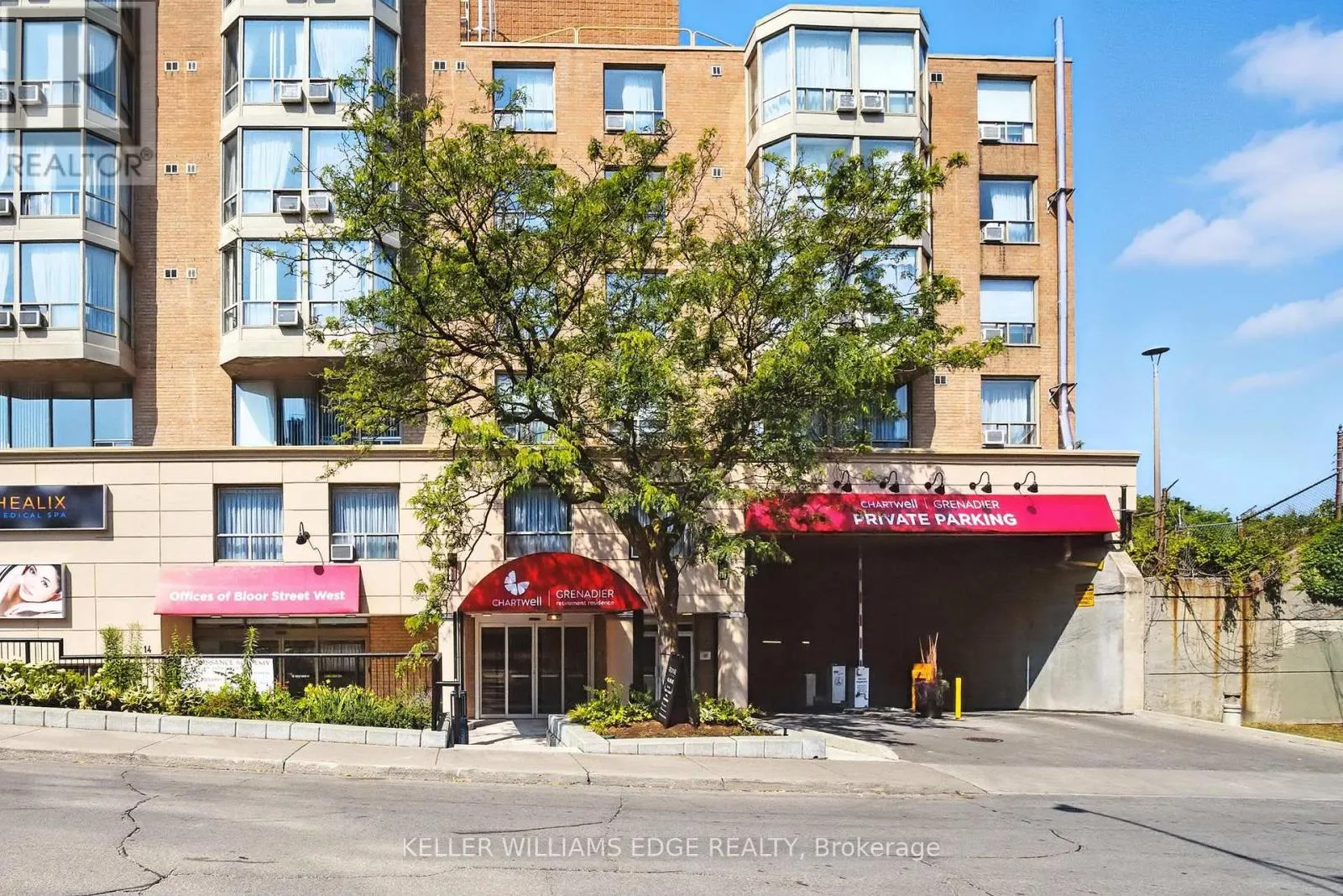 201 - 2100 BLOOR STREET W