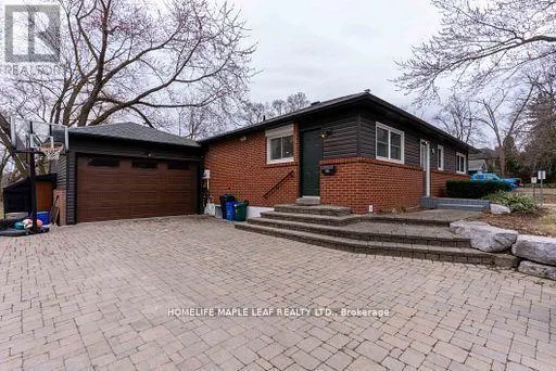 292 WOODWARD AVENUE