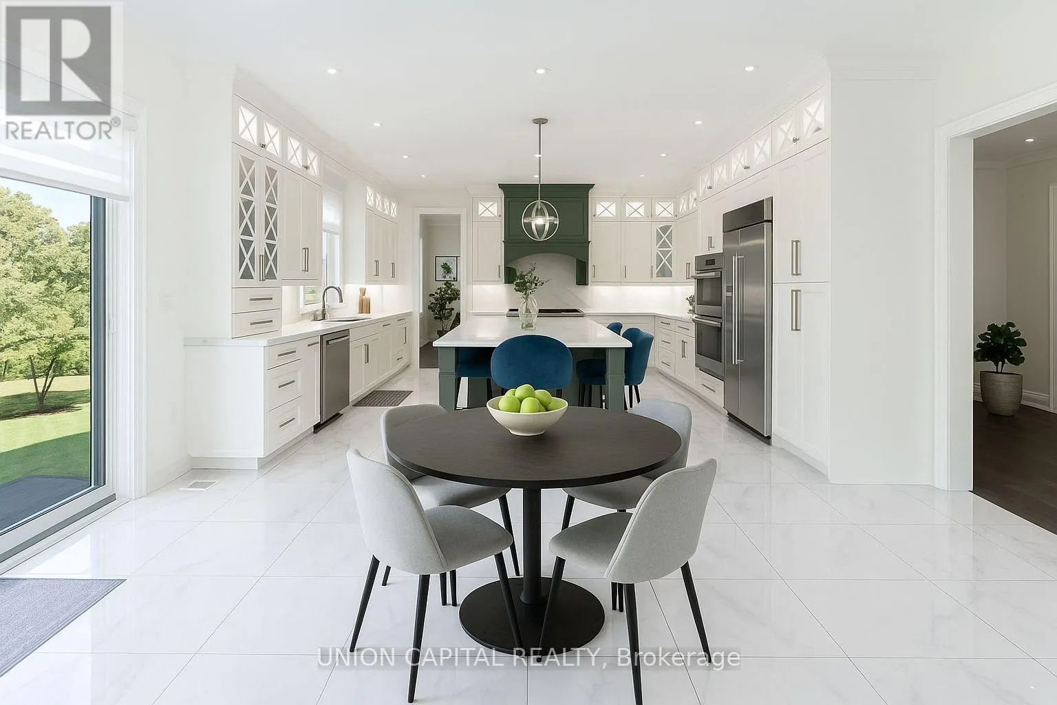 16033 MISSISSAUGA ROAD