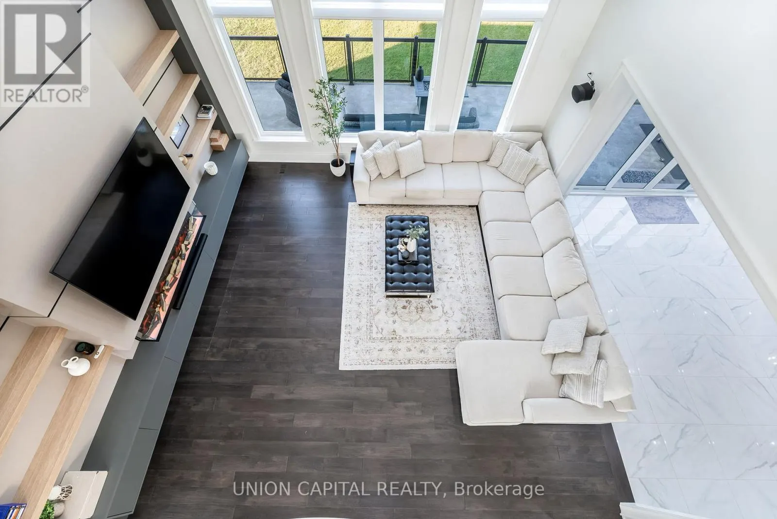 16033 MISSISSAUGA ROAD