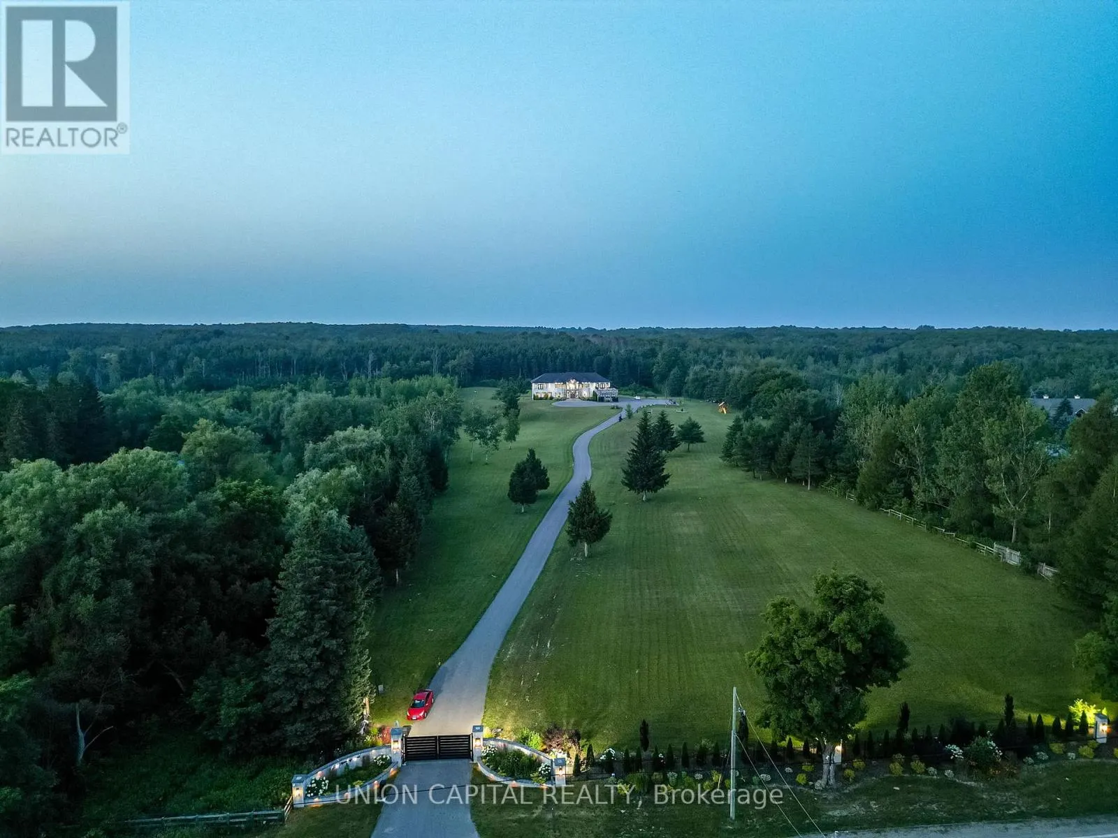 16033 MISSISSAUGA ROAD