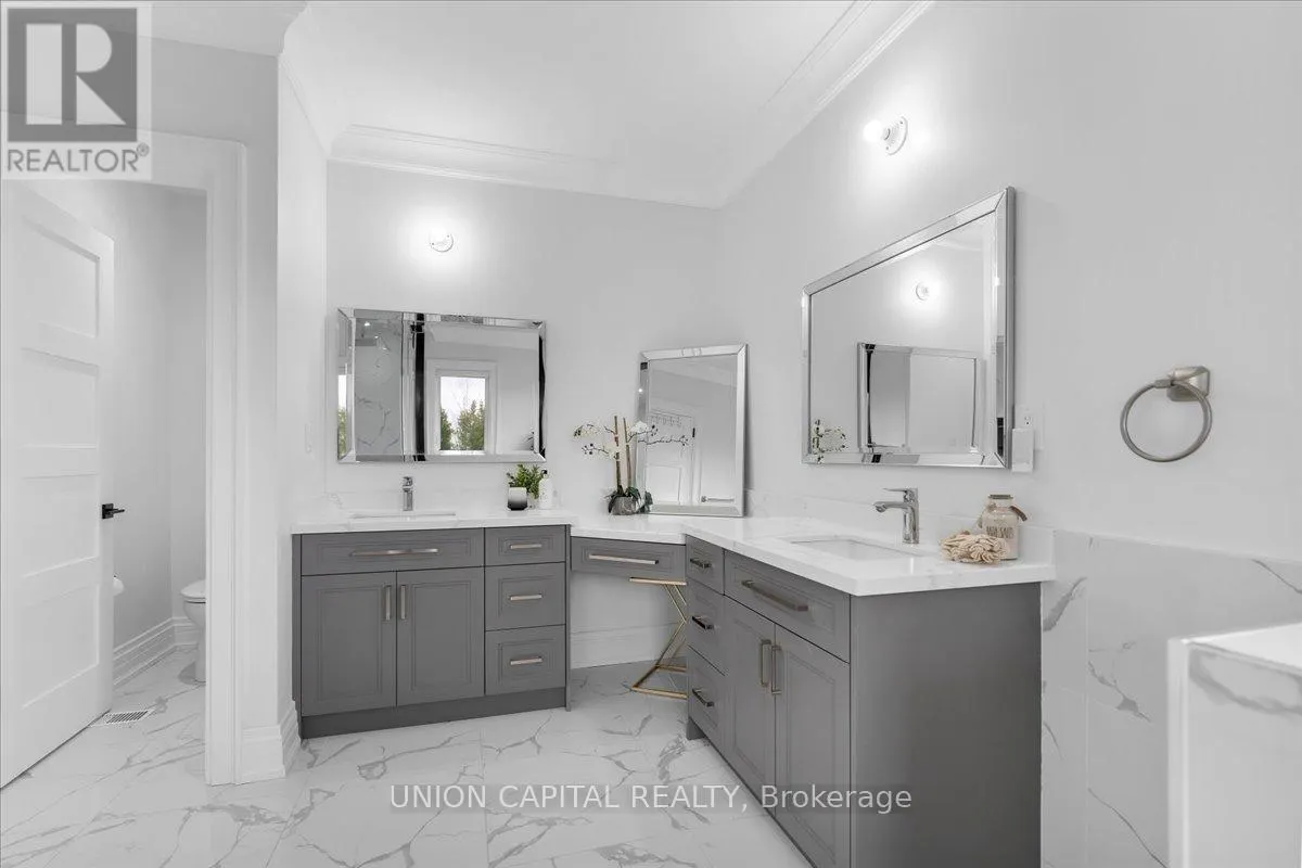 16033 MISSISSAUGA ROAD