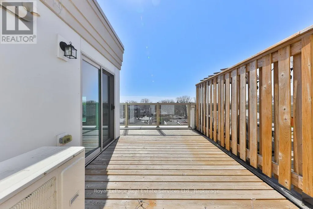 14 - 3580 LAKE SHORE BOULEVARD W, #14