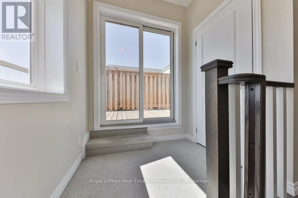 14 - 3580 LAKE SHORE BOULEVARD W, #14