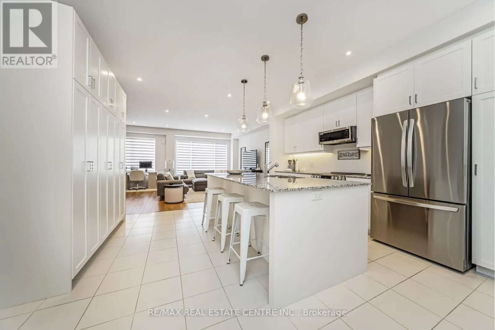 7 BRIAR COURT