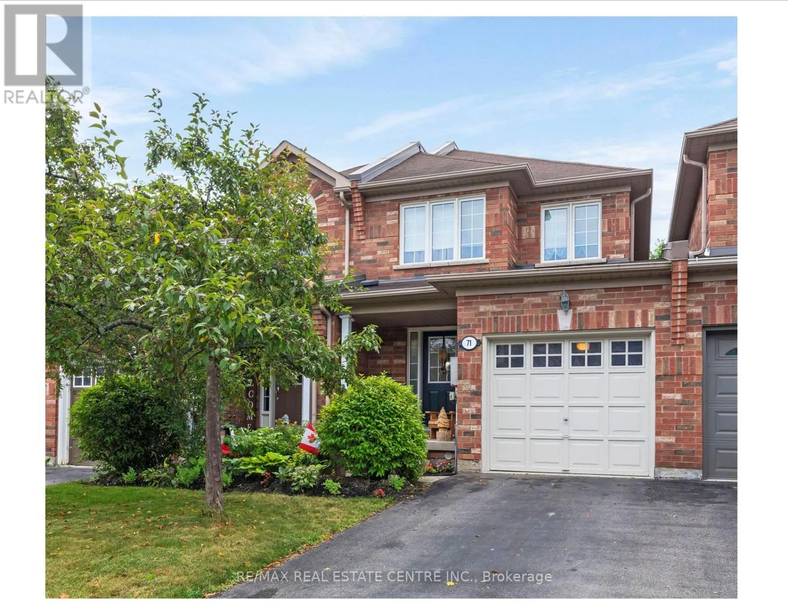 71 MOWAT CRESCENT
