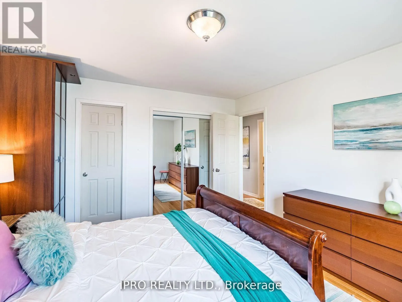 3525 BURNINGELM CRESCENT