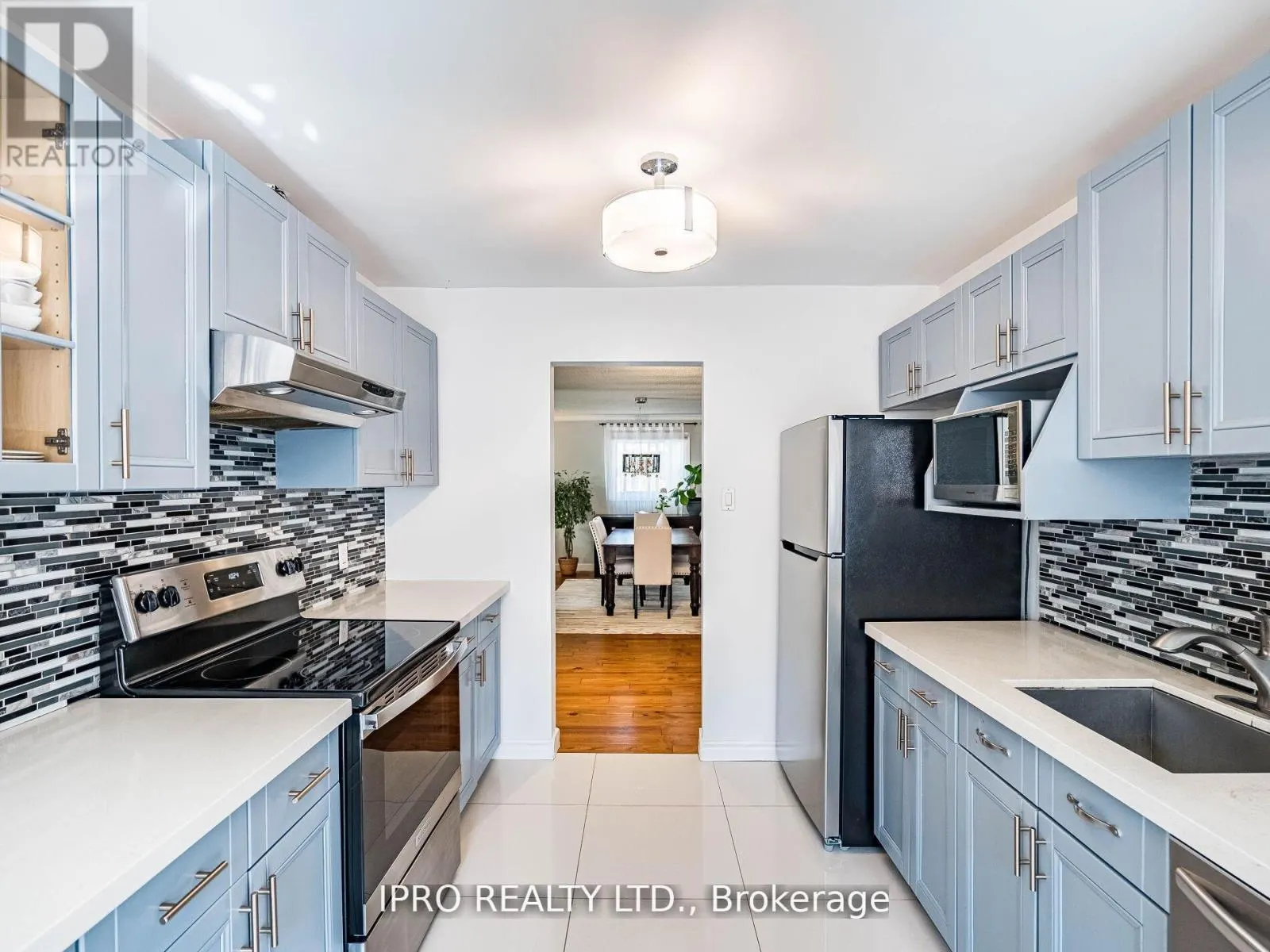 3525 BURNINGELM CRESCENT