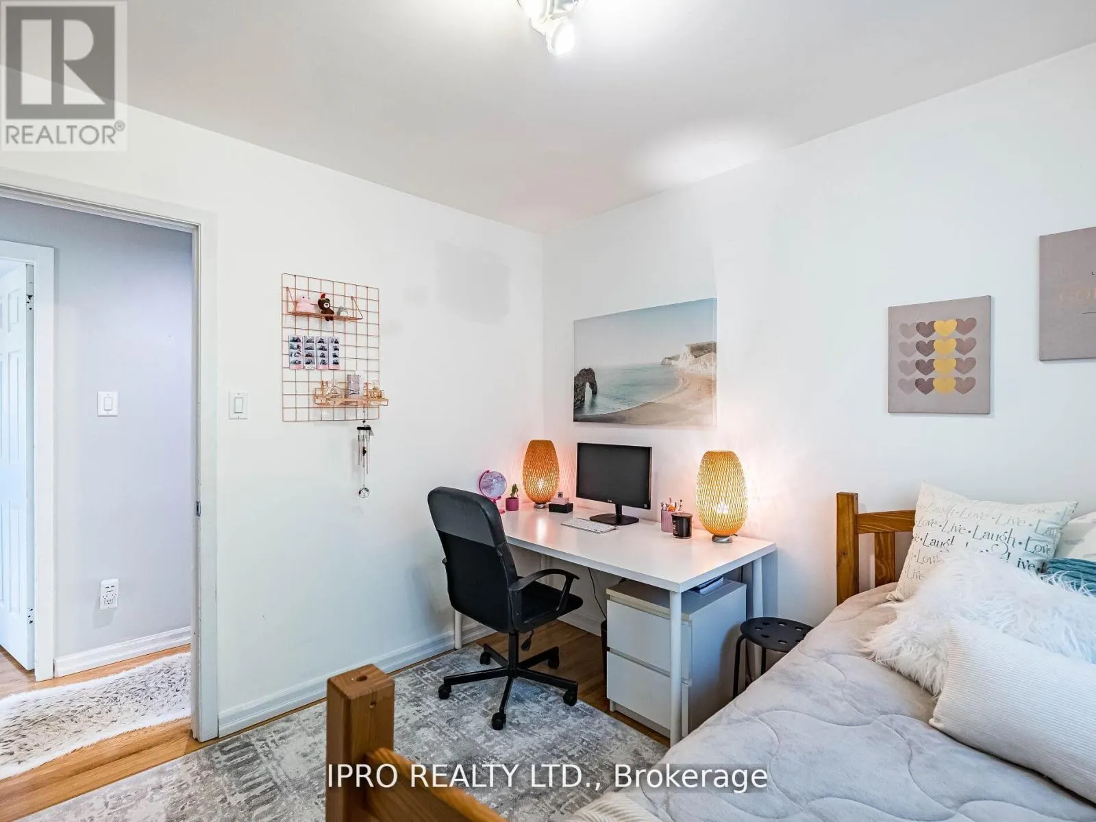 3525 BURNINGELM CRESCENT