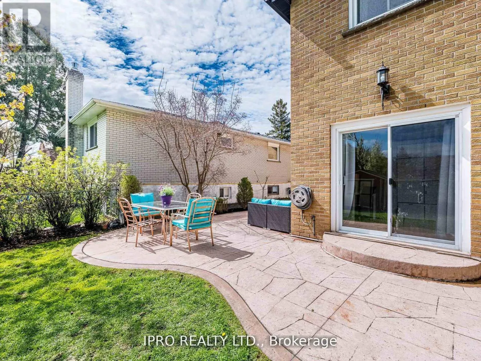 3525 BURNINGELM CRESCENT