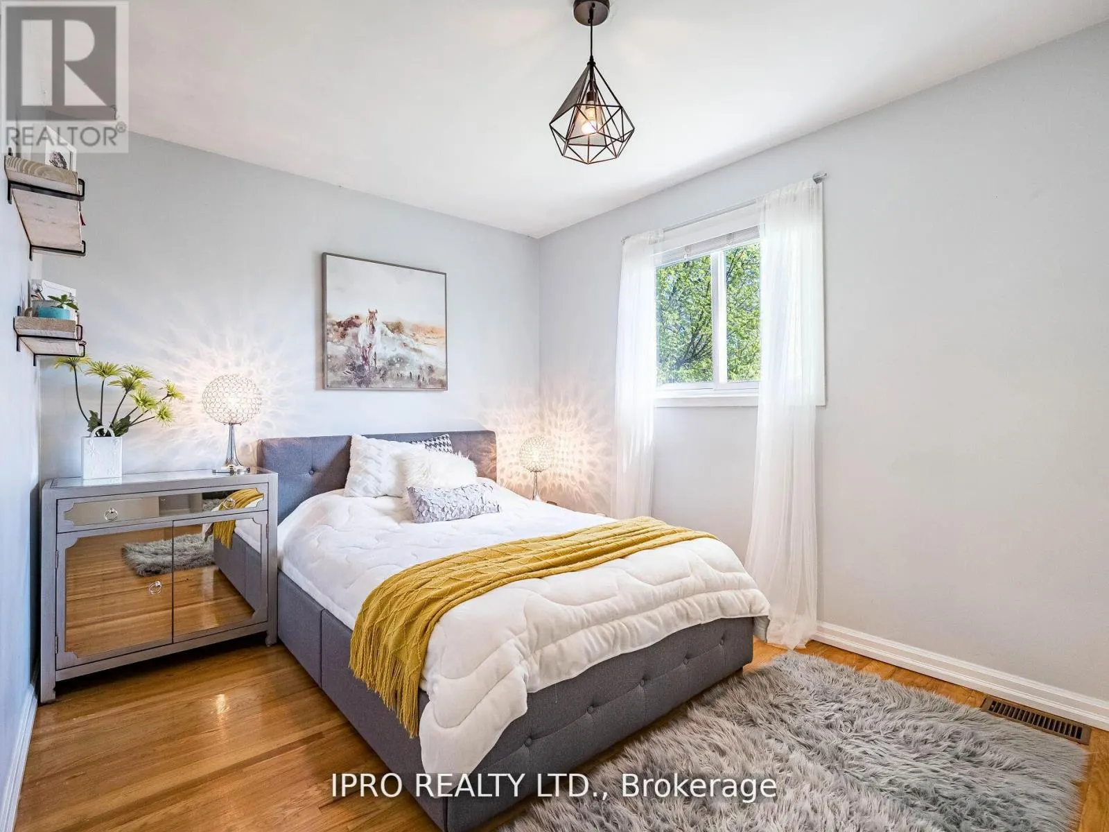 3525 BURNINGELM CRESCENT