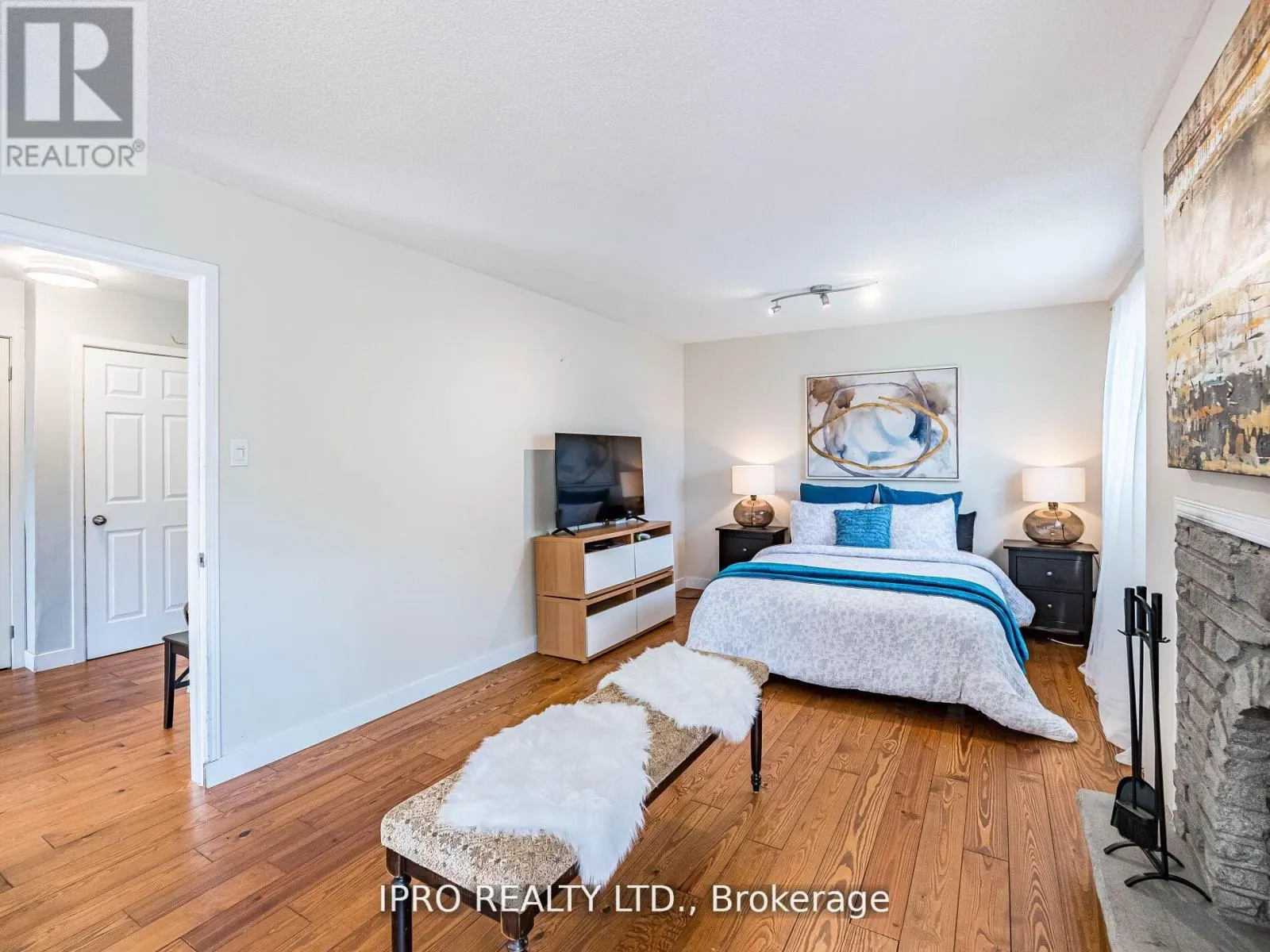 3525 BURNINGELM CRESCENT