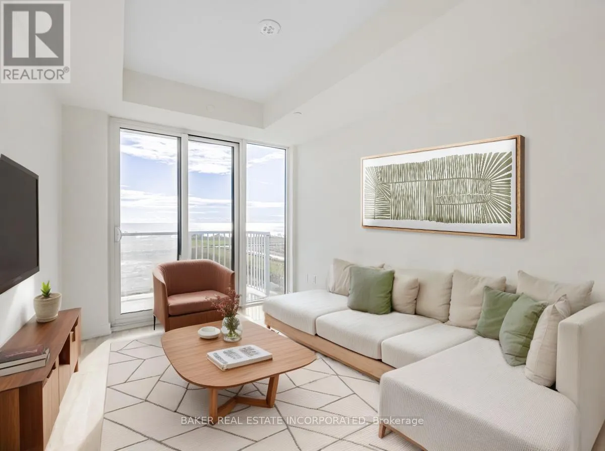 808 - 220 MISSINNIHE WAY