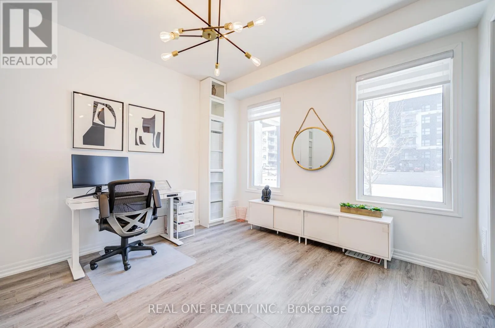 91 GROVEWOOD COMMON