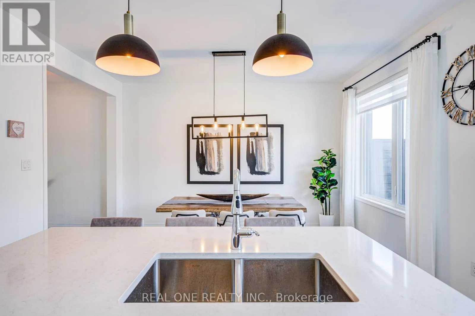 91 GROVEWOOD COMMON