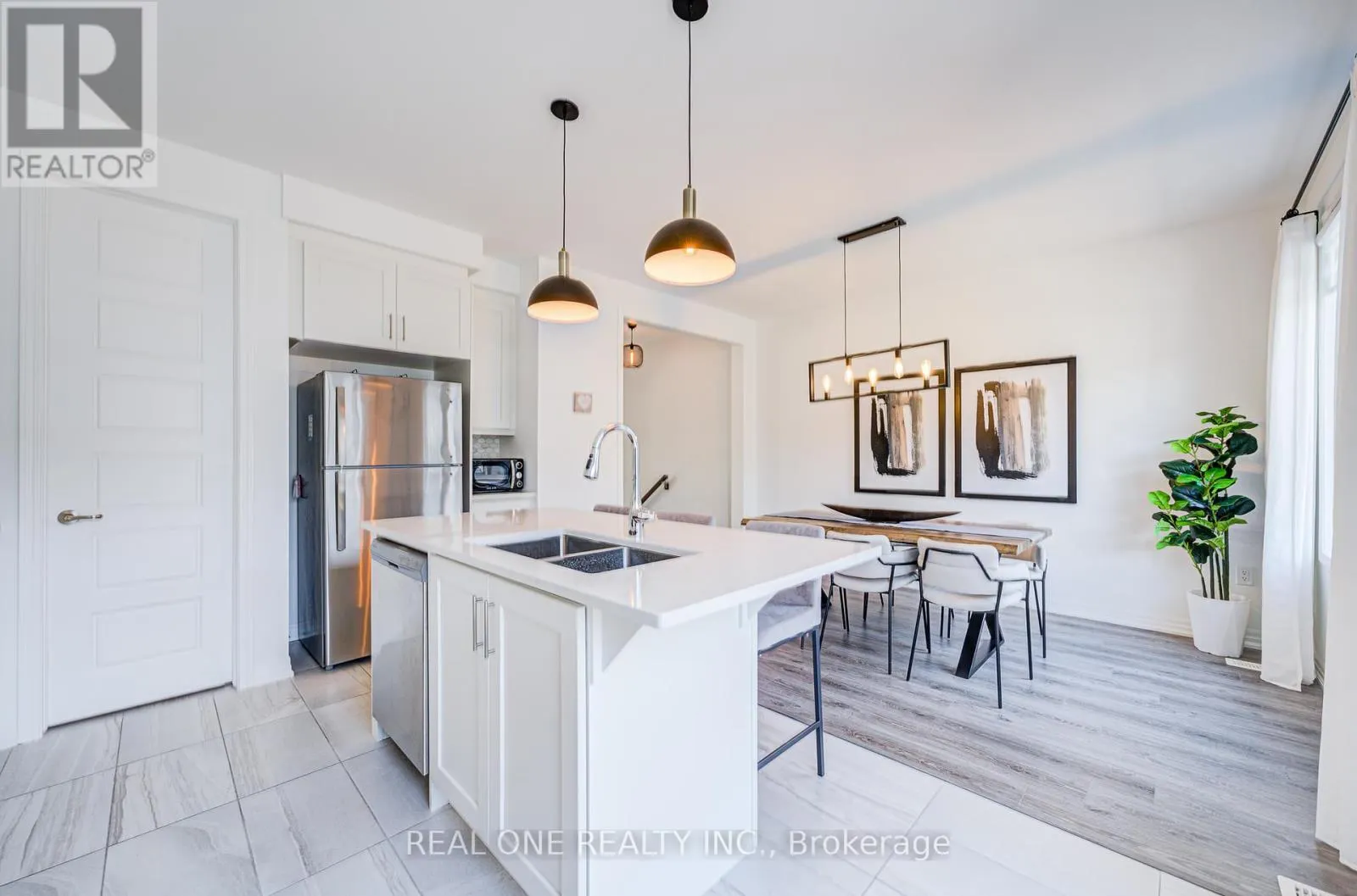 91 GROVEWOOD COMMON