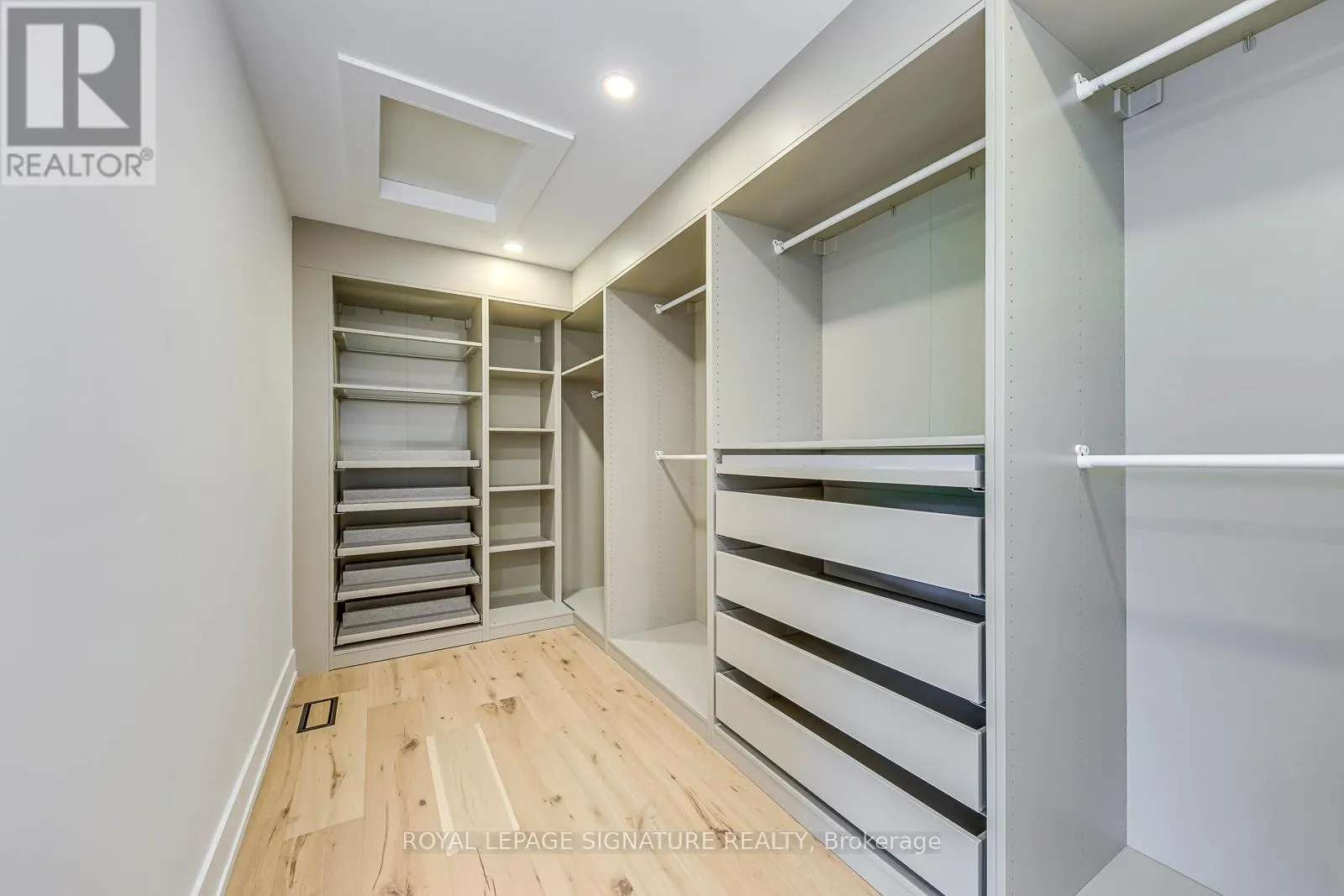 11024 TRAFALGAR ROAD