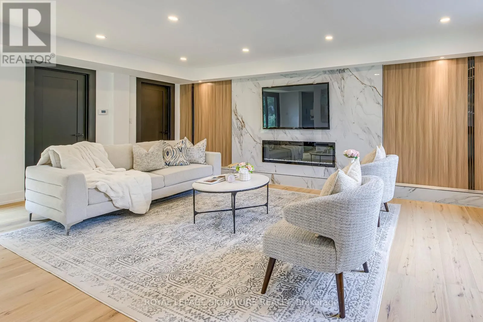 11024 TRAFALGAR ROAD