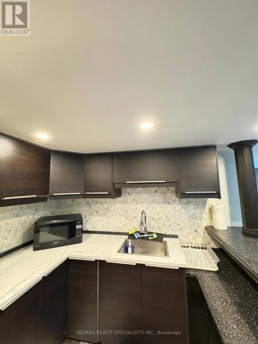 RM 2 - 92 MILLER DRIVE
