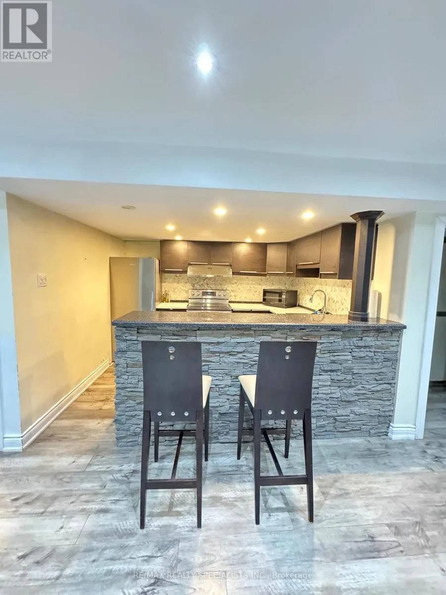RM 2 - 92 MILLER DRIVE