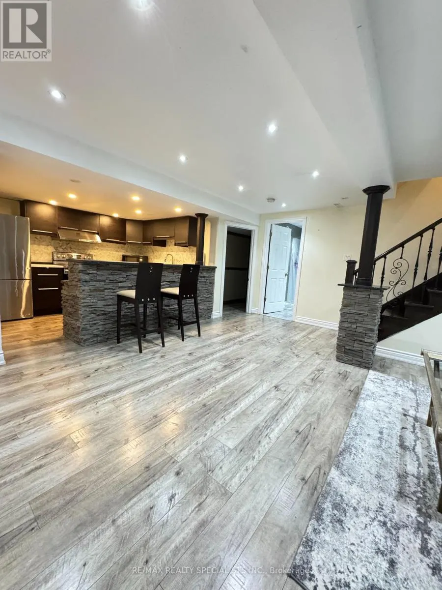 RM 2 - 92 MILLER DRIVE