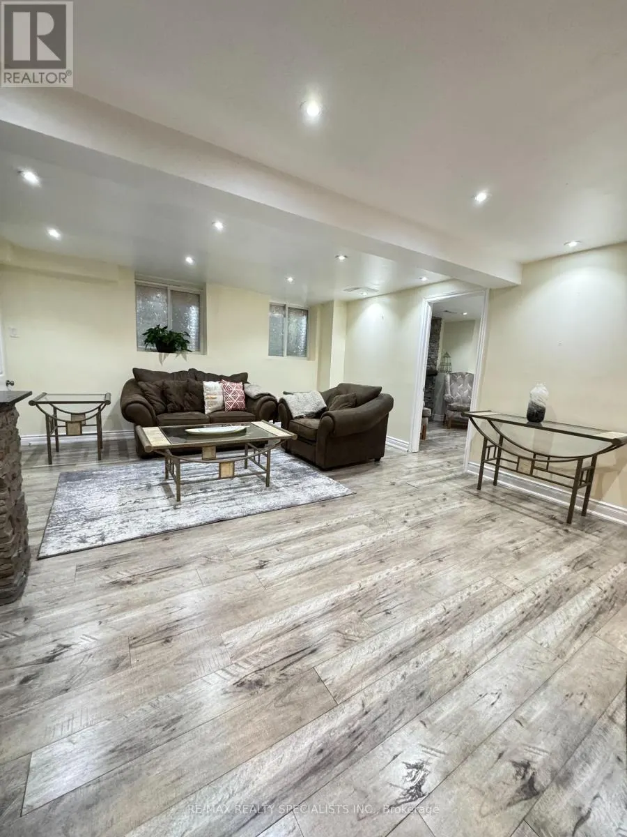 RM 2 - 92 MILLER DRIVE