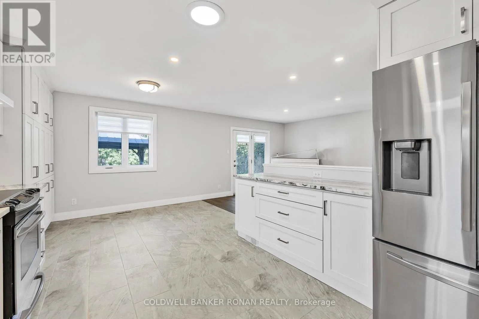 170 BURBANK CRESCENT