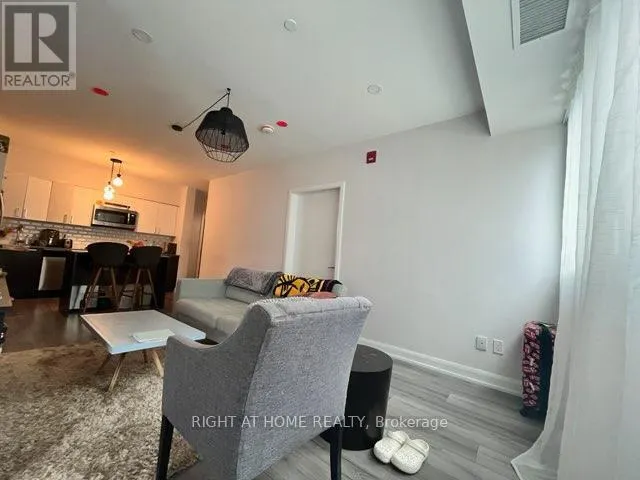 385 OSLER STREET