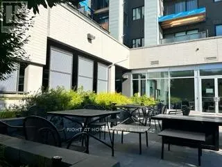 385 OSLER STREET