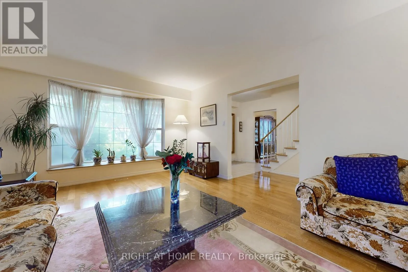 1924 STEEPBANK CRESCENT