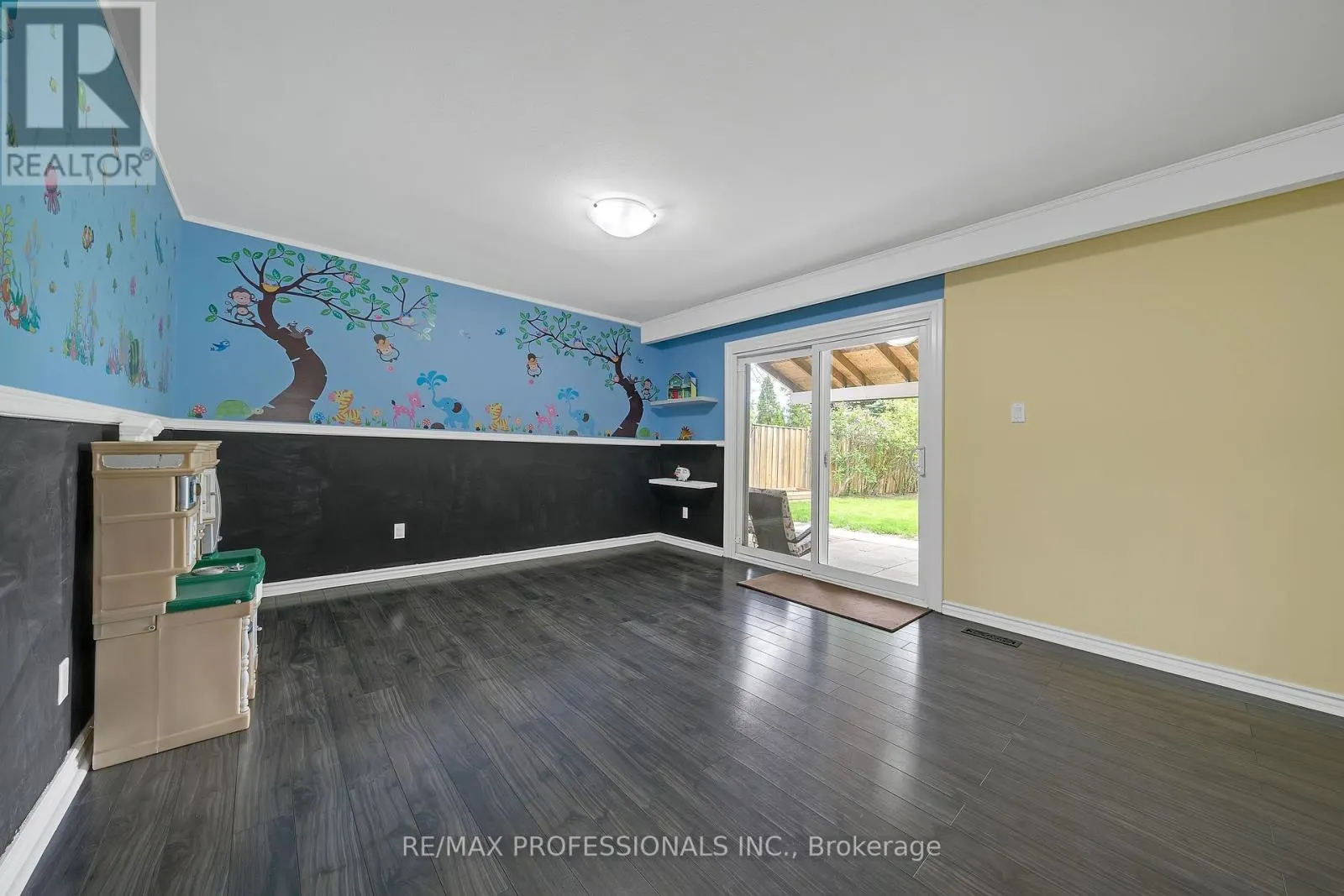 3561 HAVEN GLENN