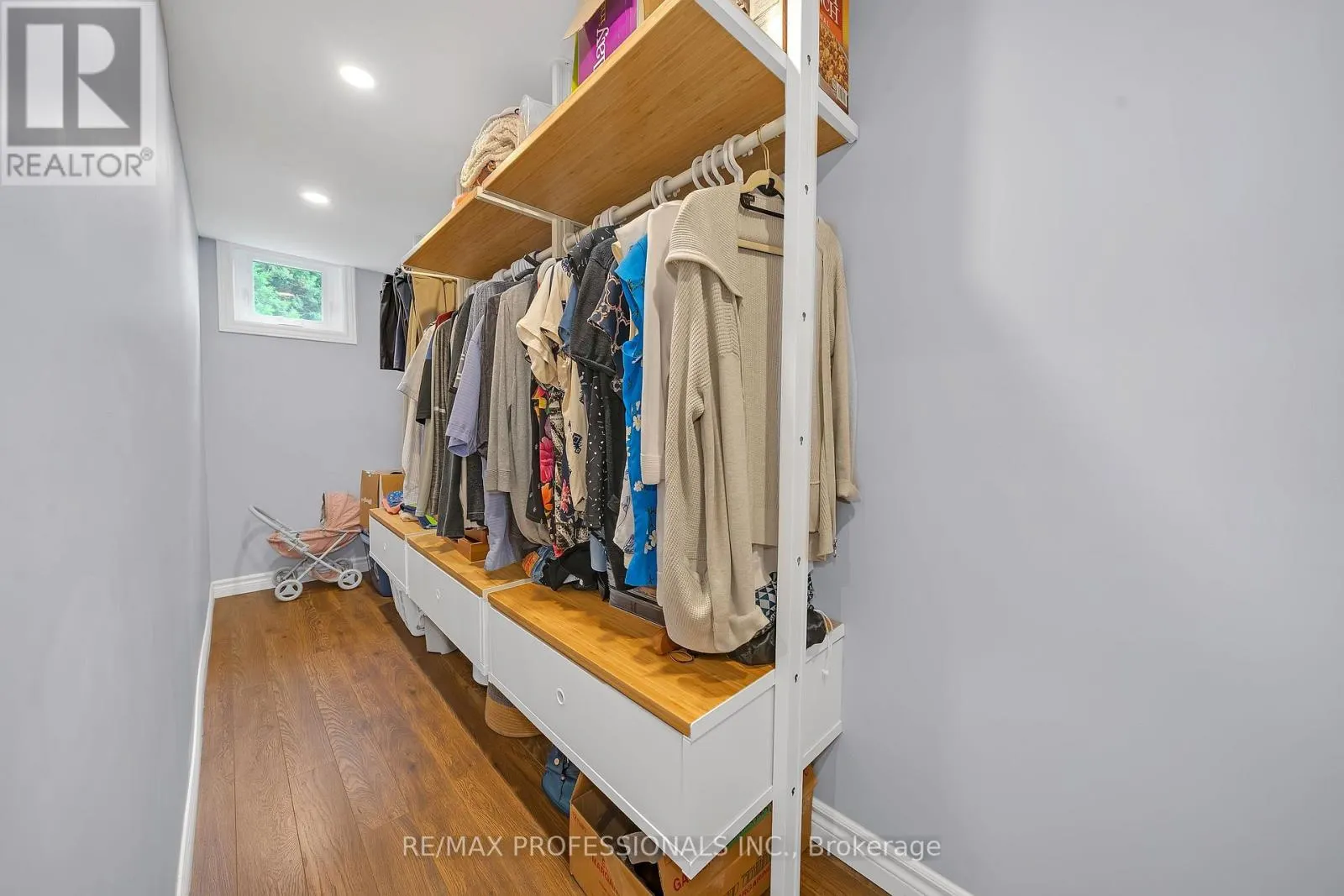 3561 HAVEN GLENN